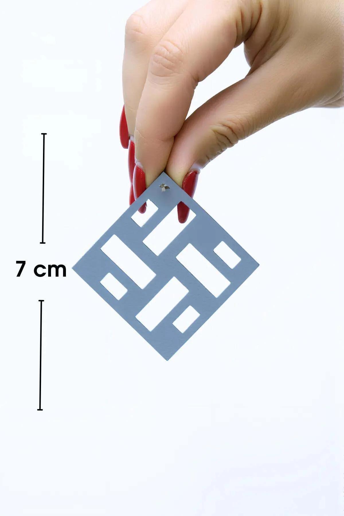 Geometrik ızgara desenli gökkuşağı akrilik küpe 45 derece döndürülmüş elmas silueti