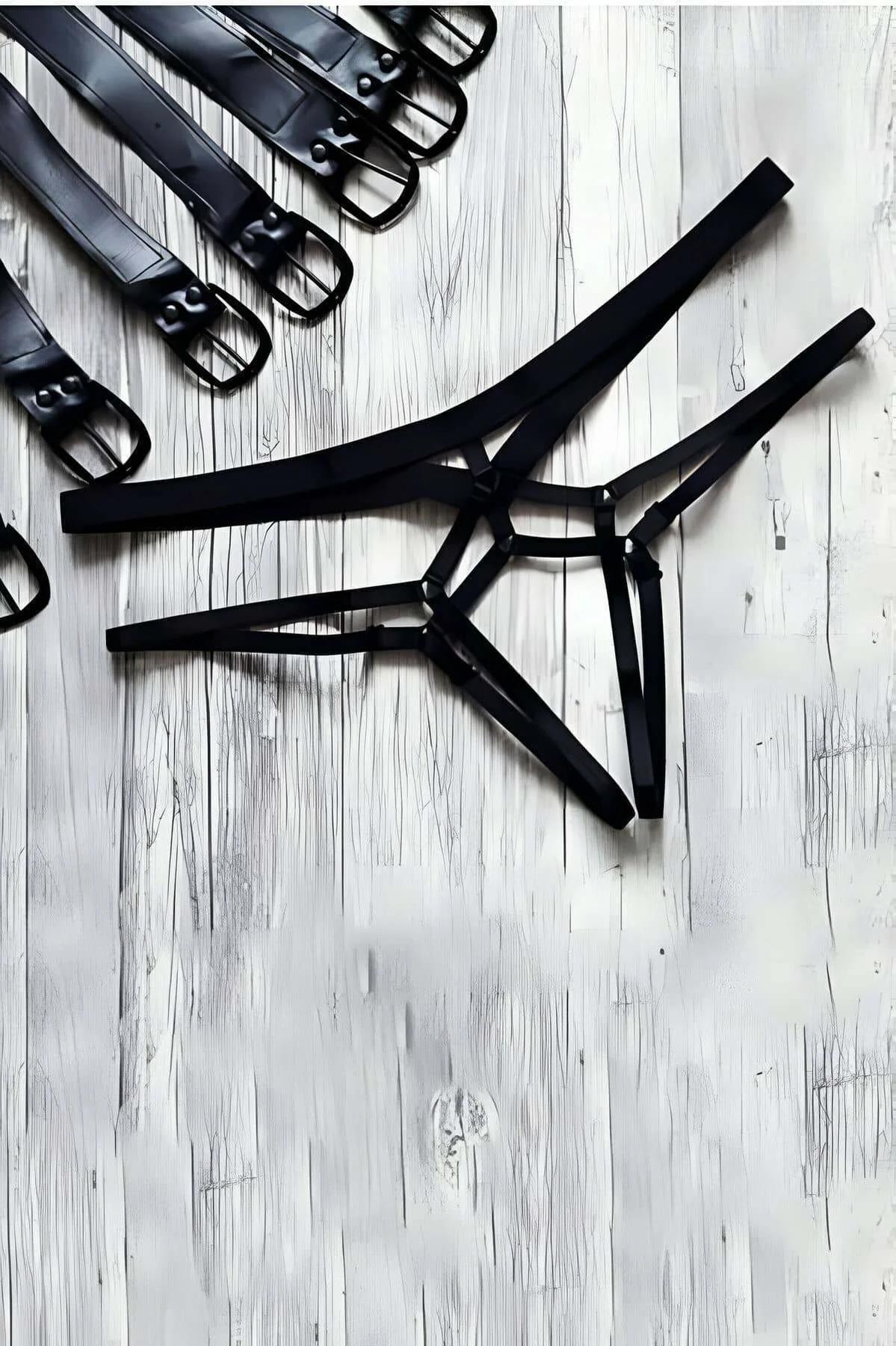 krem-siyah nötr kontrast harness stili kafes lingerie bikini altı