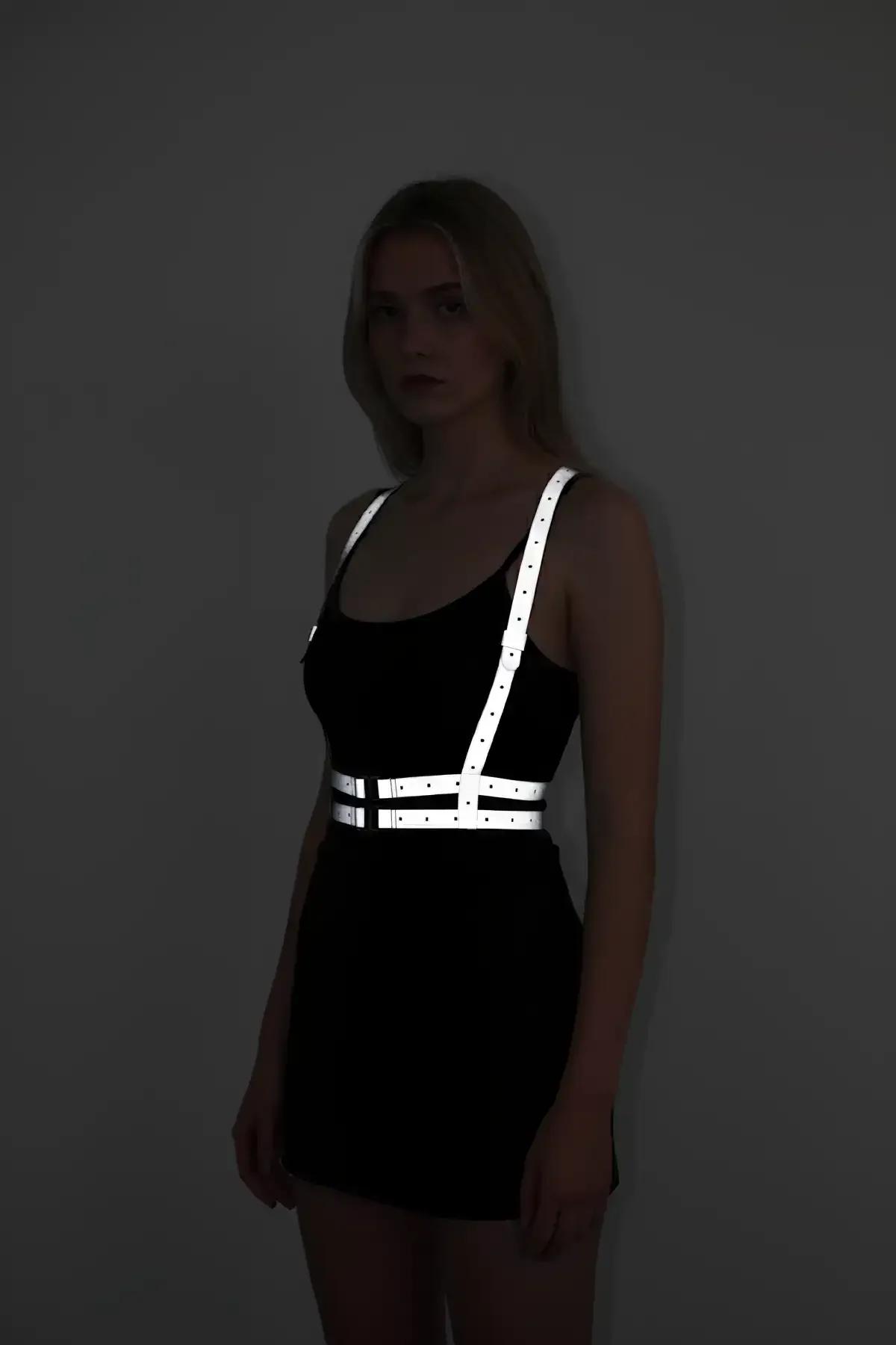 Karanlıkta Yansıyan - Reflektörlü Göğüs Harness, Parti Harness, Elbise Aksesuar - APFT205