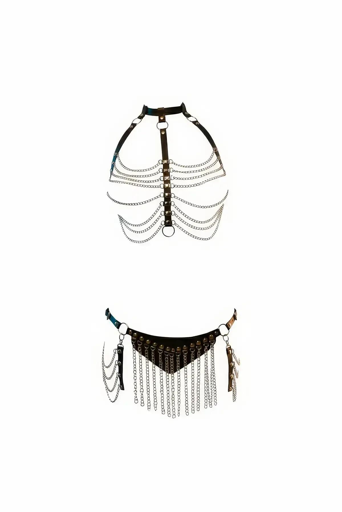 Siyah suni deri tam vücut harness, kademeli gümüş zincir sıraları ve eşleşen zımbalı zincir püskül mini etek seti
