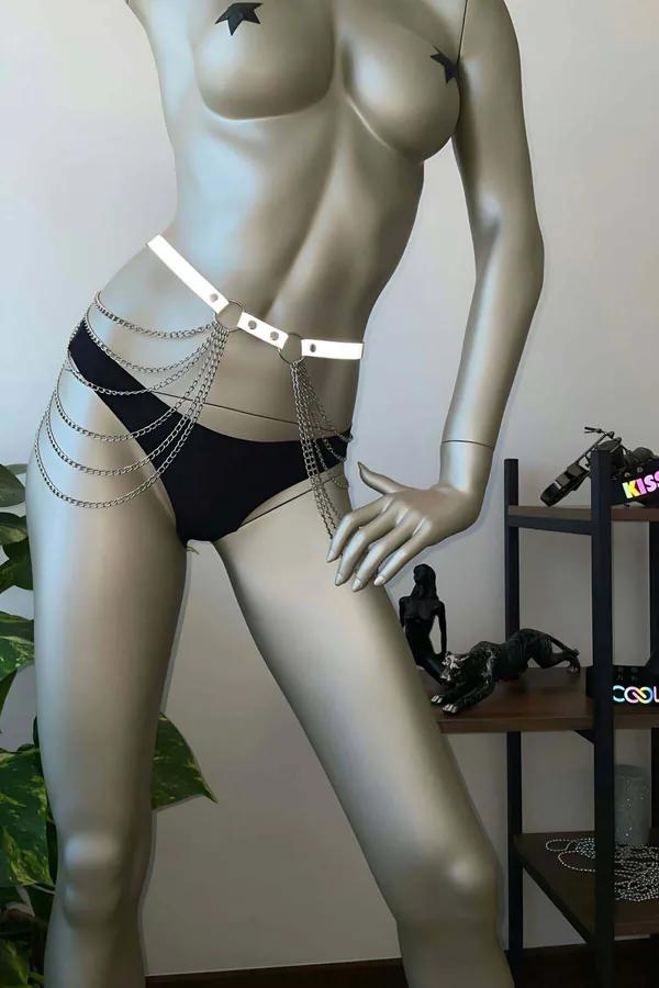 Doğal belde giyilen gümüş D-halka ve katmanlı dökümlü zincirli beyaz reflektör zincir bel harness