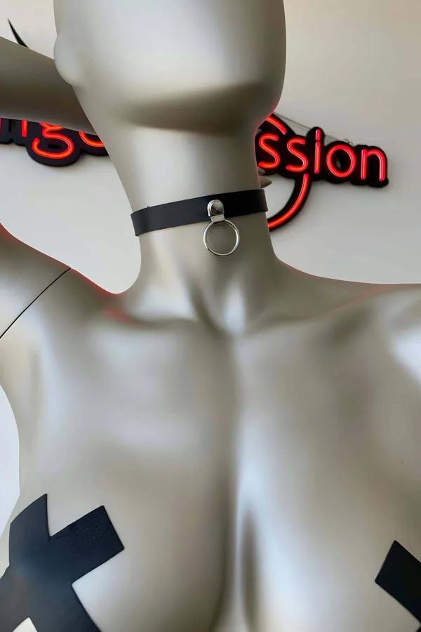 Suni Deri Yuvarlak Halka Detaylı Siyah Choker Kolye