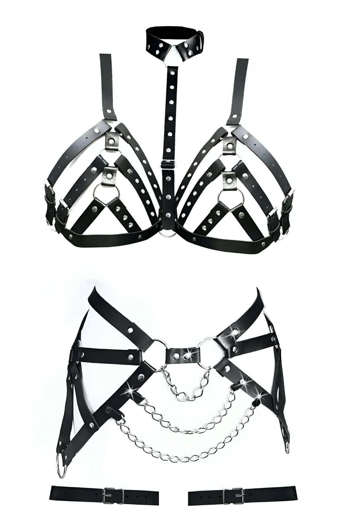 Siyah PU deri göğüs harness bantlarında 2 cm aralıklı gümüş metal zımbaların yakın çekimi