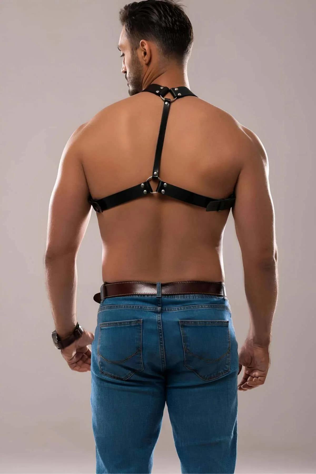 erkek vegan deri harness siyah kot pantolon sahne festival kombini ön cephe