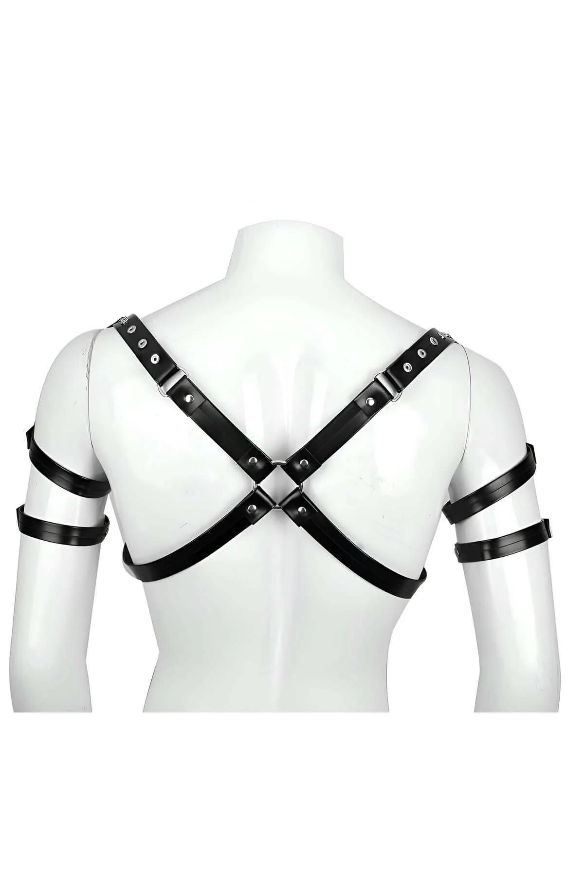 Çift bicep askı bandı ve kubbe perçinli siyah PU deri göğüs harness önden görünüm