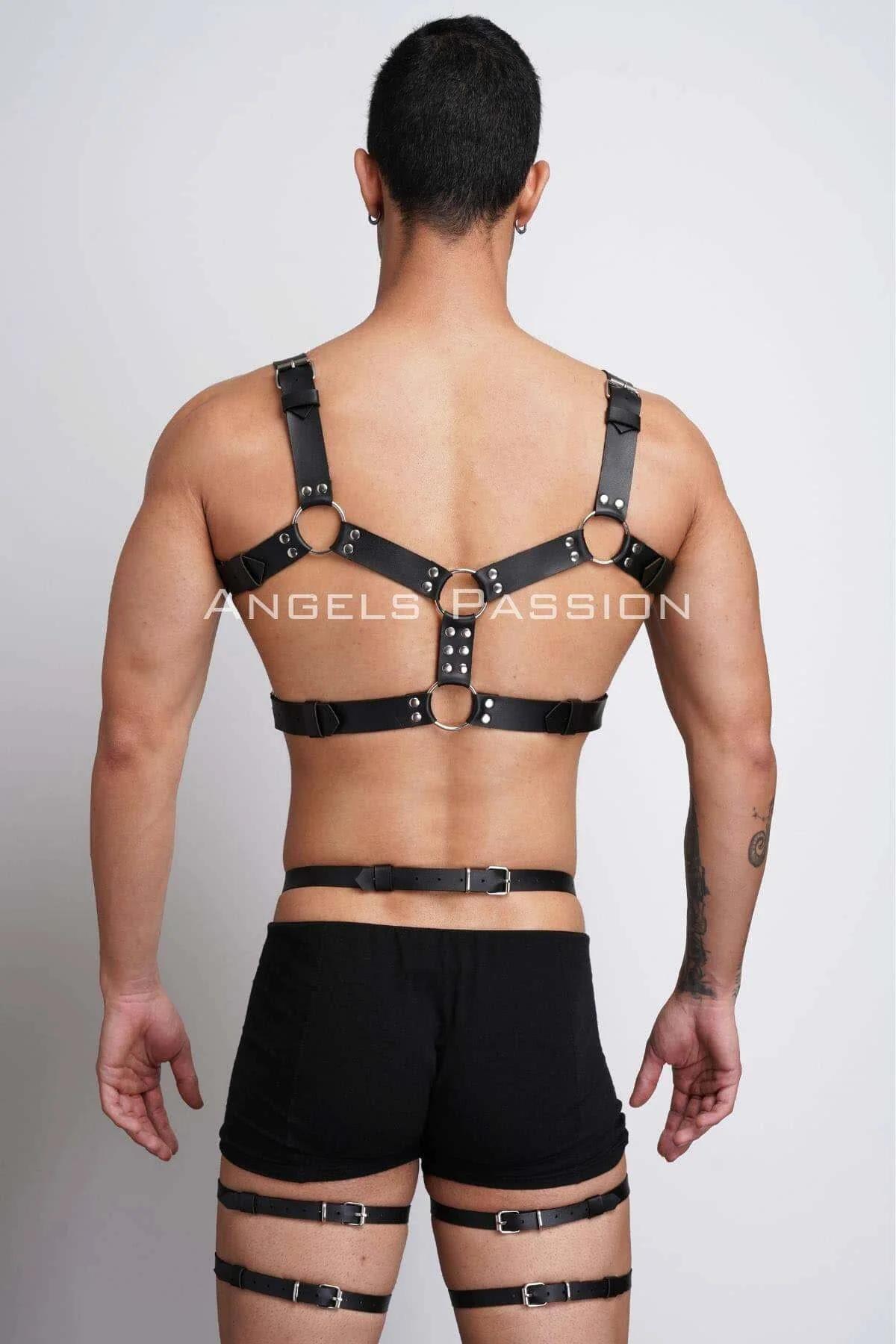 Siyah PU askı harness aksesuarında gümüş çinko alaşım O-halka detayı