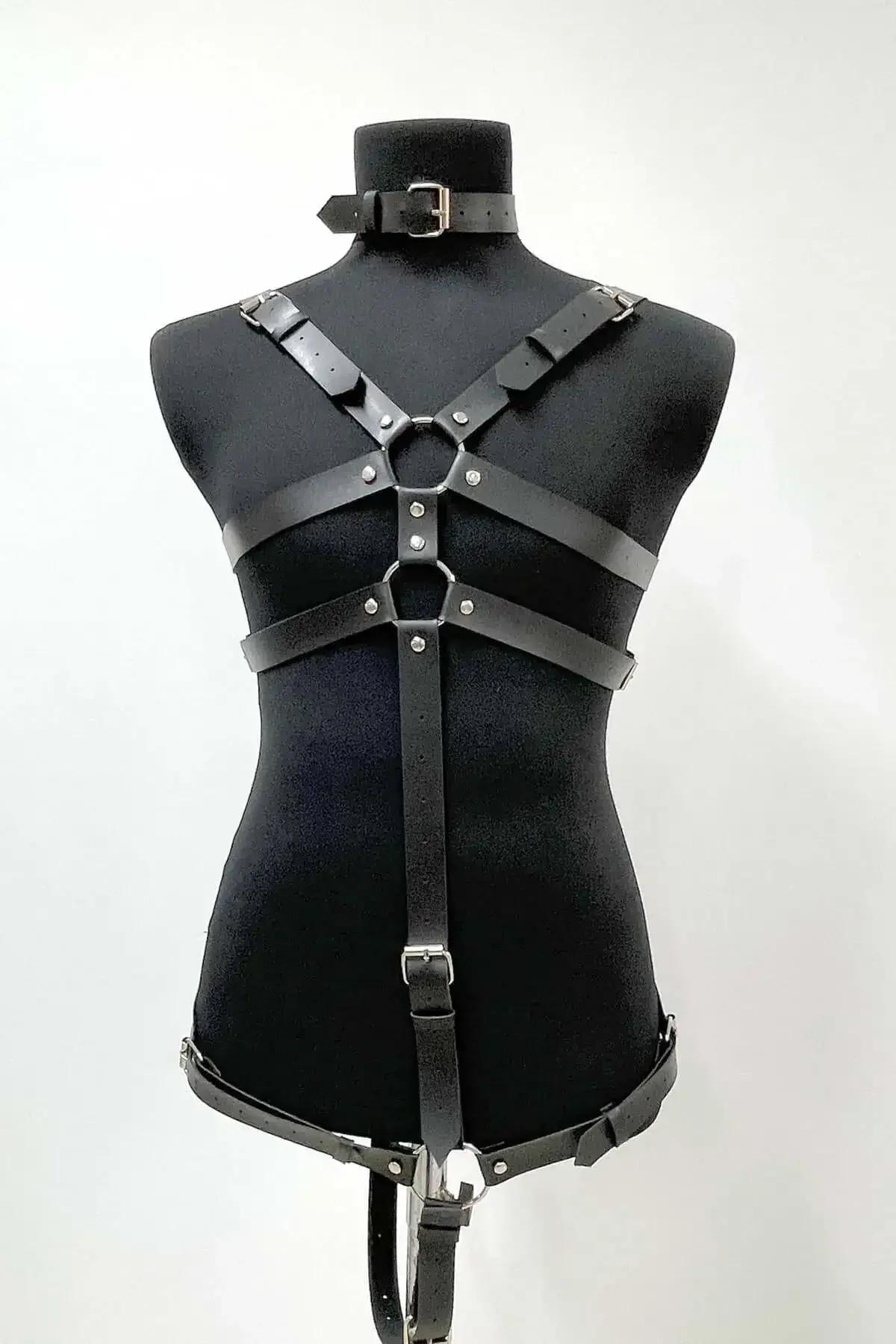Siyah O-halka toka ön detaylı siyah suni deri vücut harness bel kemeri
