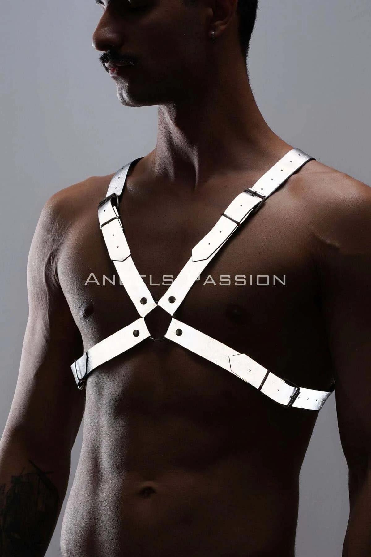 Reflektör göğüs harness yan açı omuz askısı ve merkezi bağlantı noktası detayı